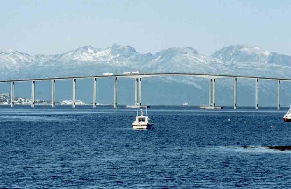 137 - Noruega - fiordo Tromso - 1989